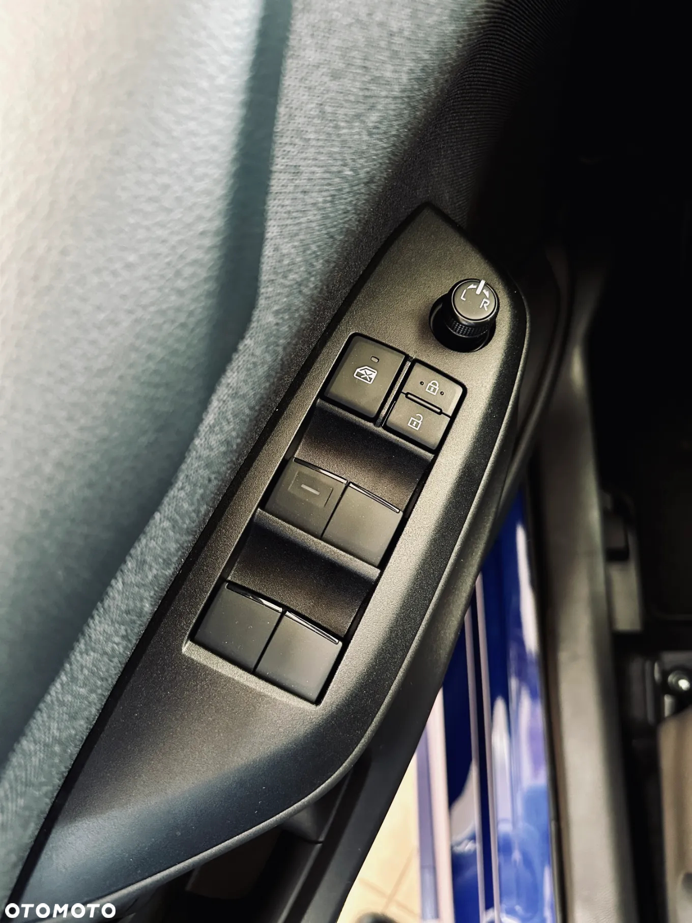 Toyota Yaris Hybrid 1.5 Style - 23