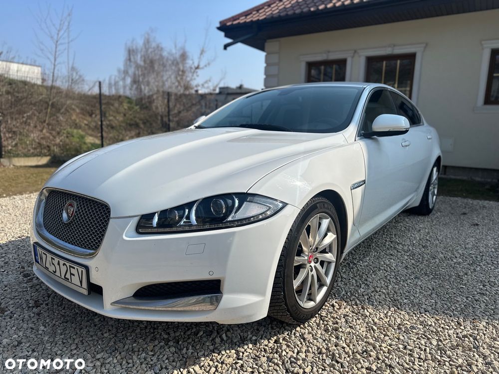 Jaguar XF 2.2 D Luxury - 1