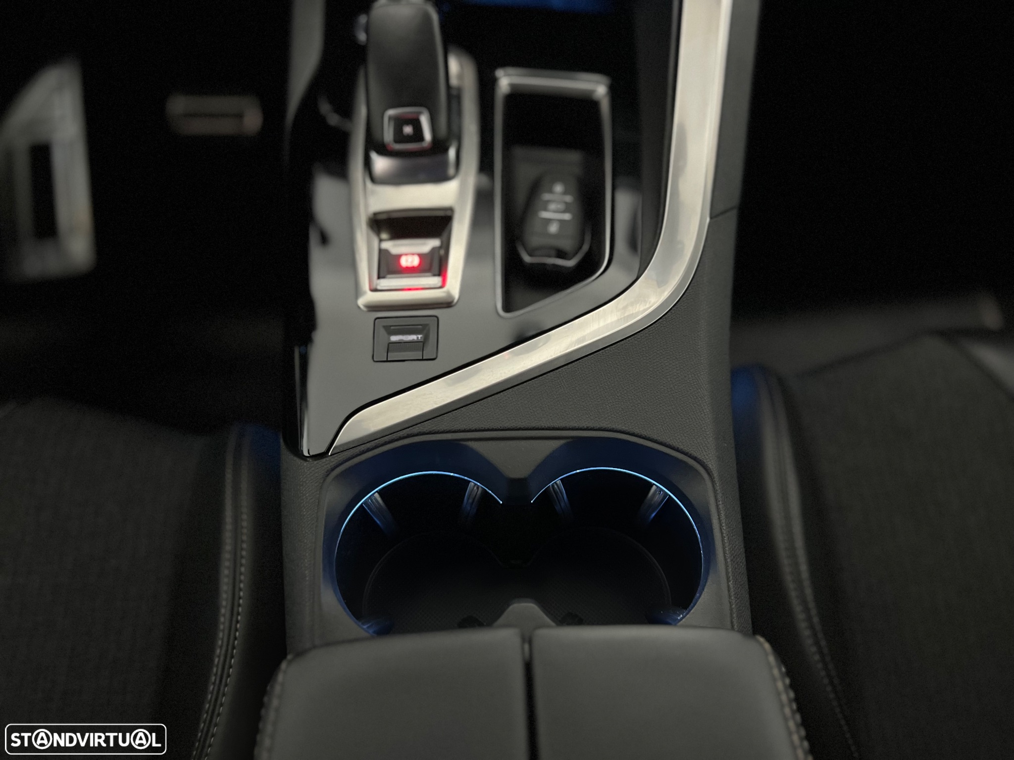 Peugeot 5008 1.5 BlueHDi GT Line EAT8 - 16