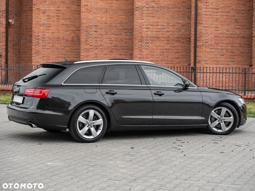 Audi A6 Avant - 14