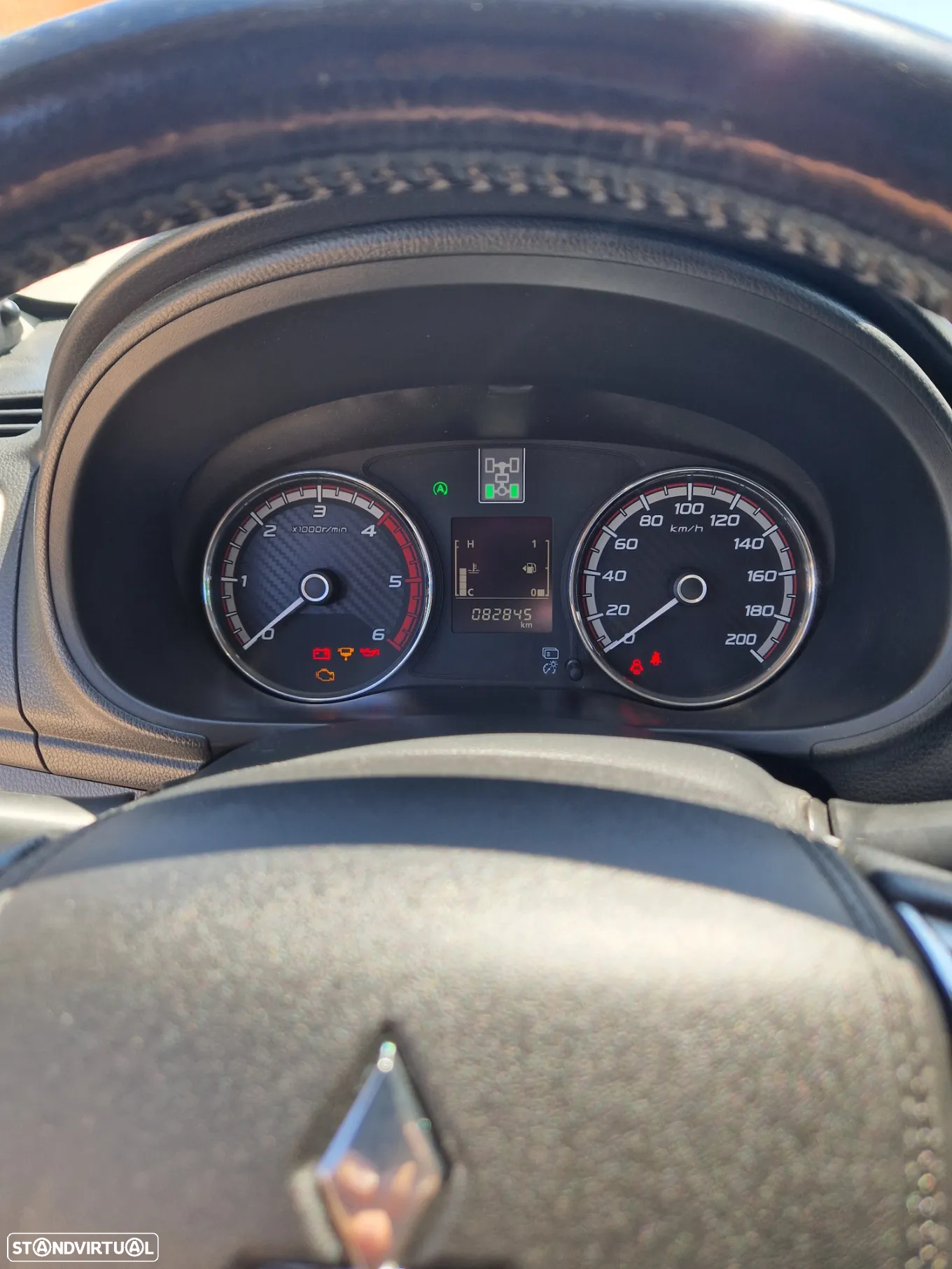 Mitsubishi L200 2.4 DI-D Club Intense Sport Strakar 4WD - 12