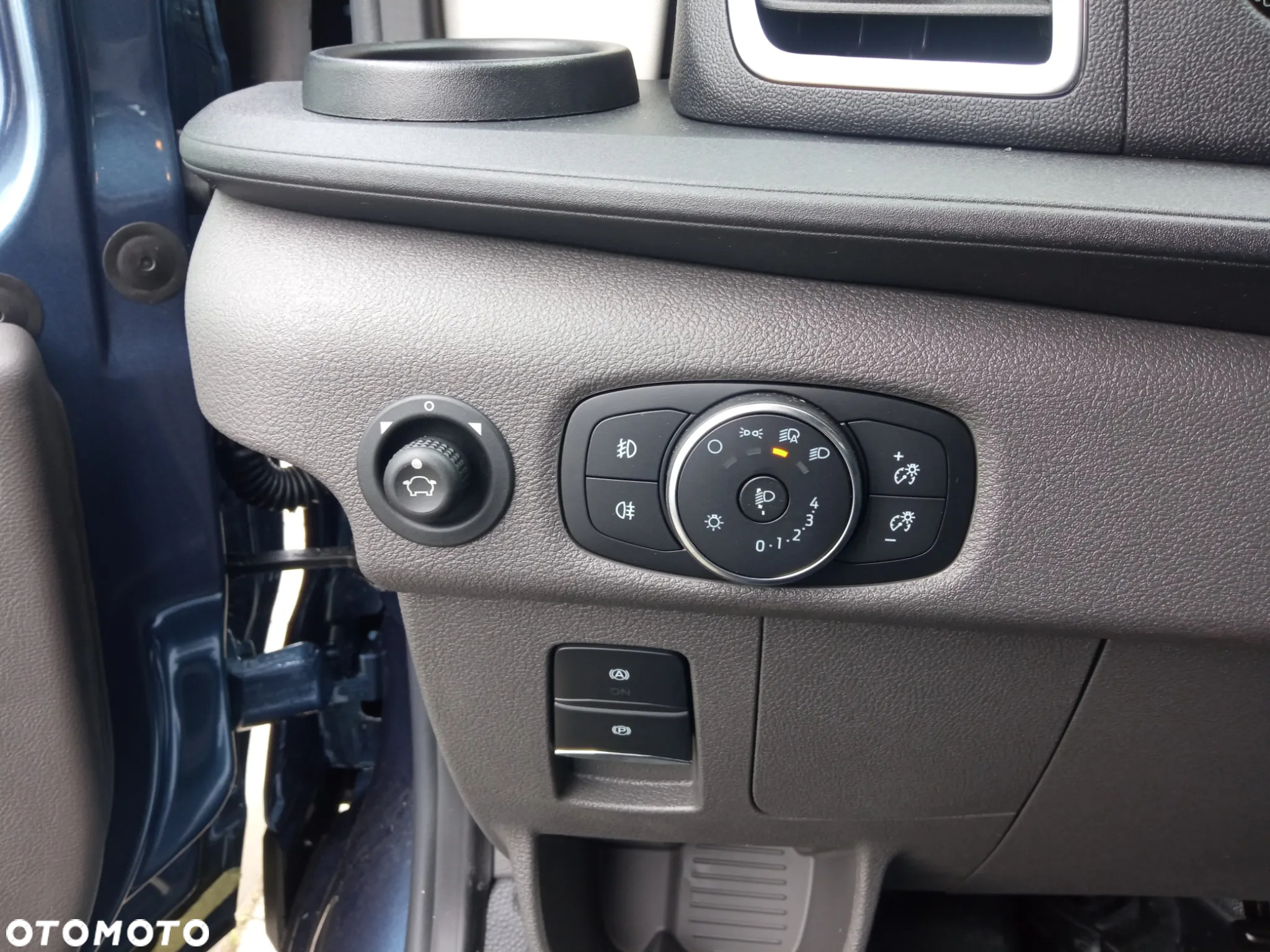 Ford Transit - 13