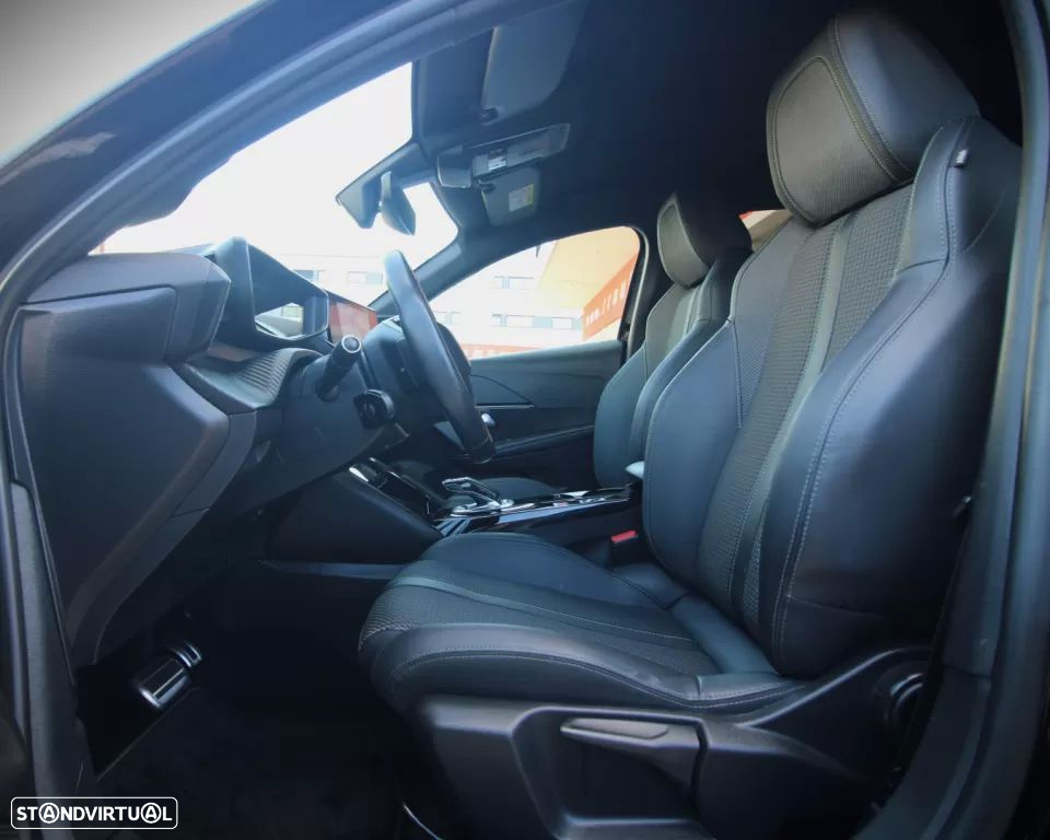 Peugeot e-208 50 kWh GT Line - 10