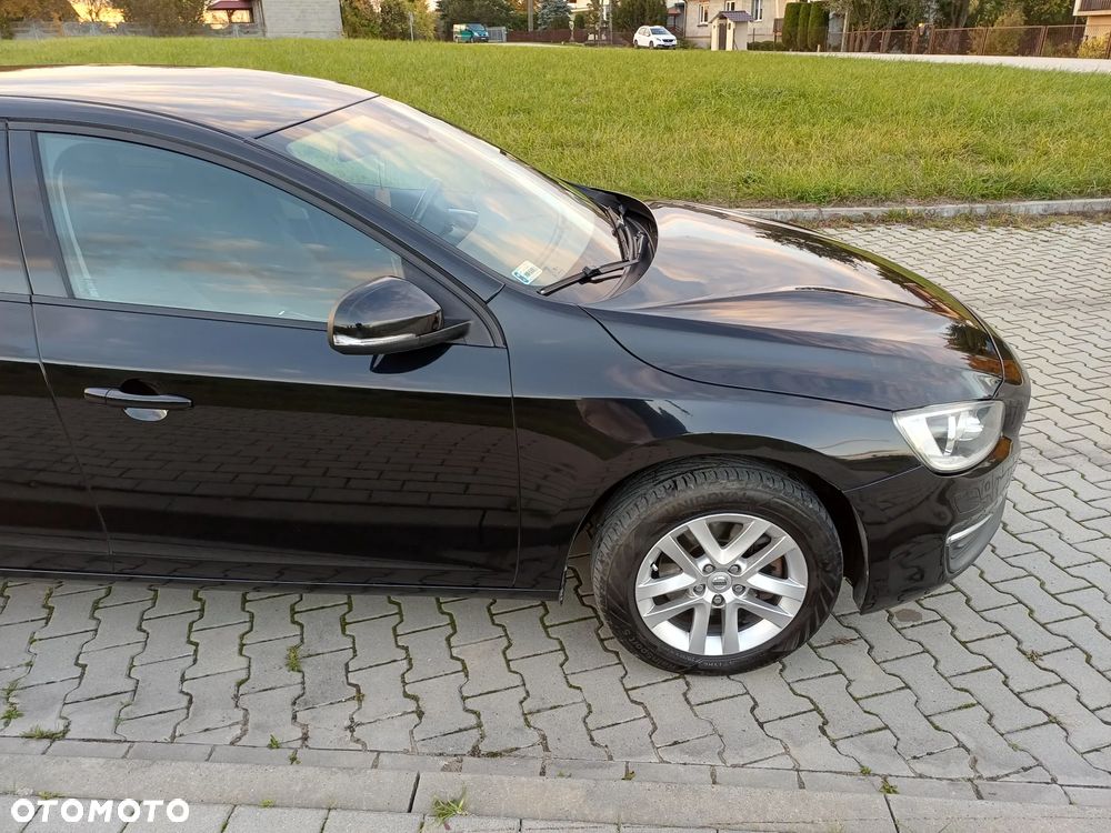 Volvo V60 D3 Kinetic - 17