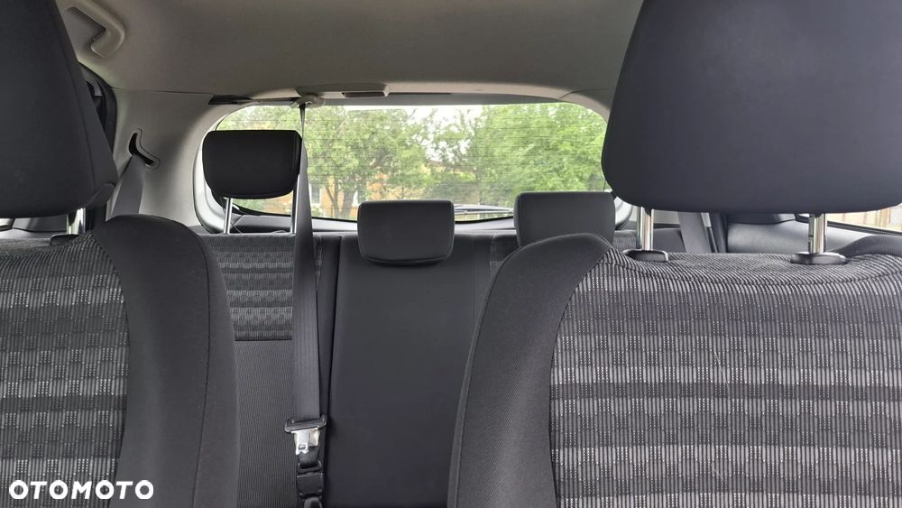 Toyota Yaris - 11