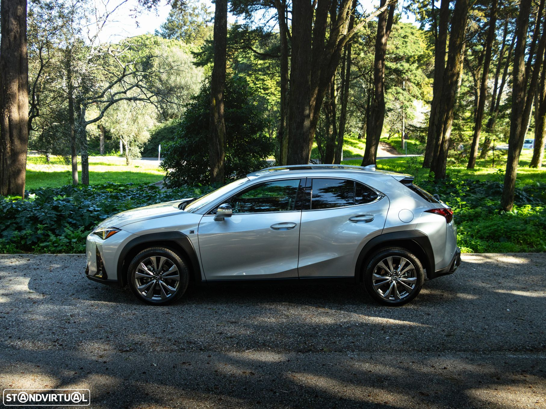 Lexus UX 250h Sport - 3