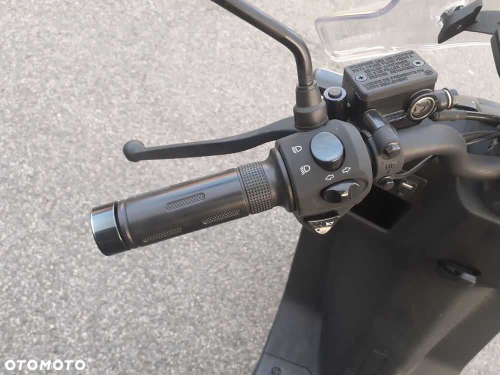 Super Soco CPx - 12