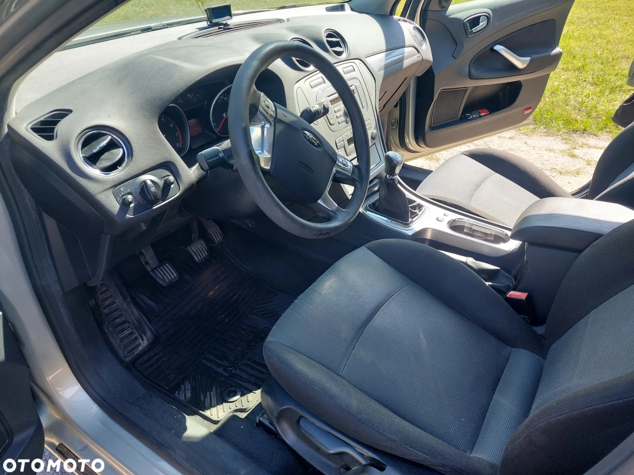 Ford Mondeo - 10