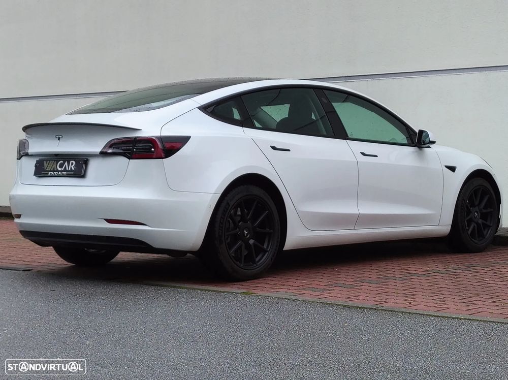 Tesla Model 3 Standard Range Plus RWD - 4