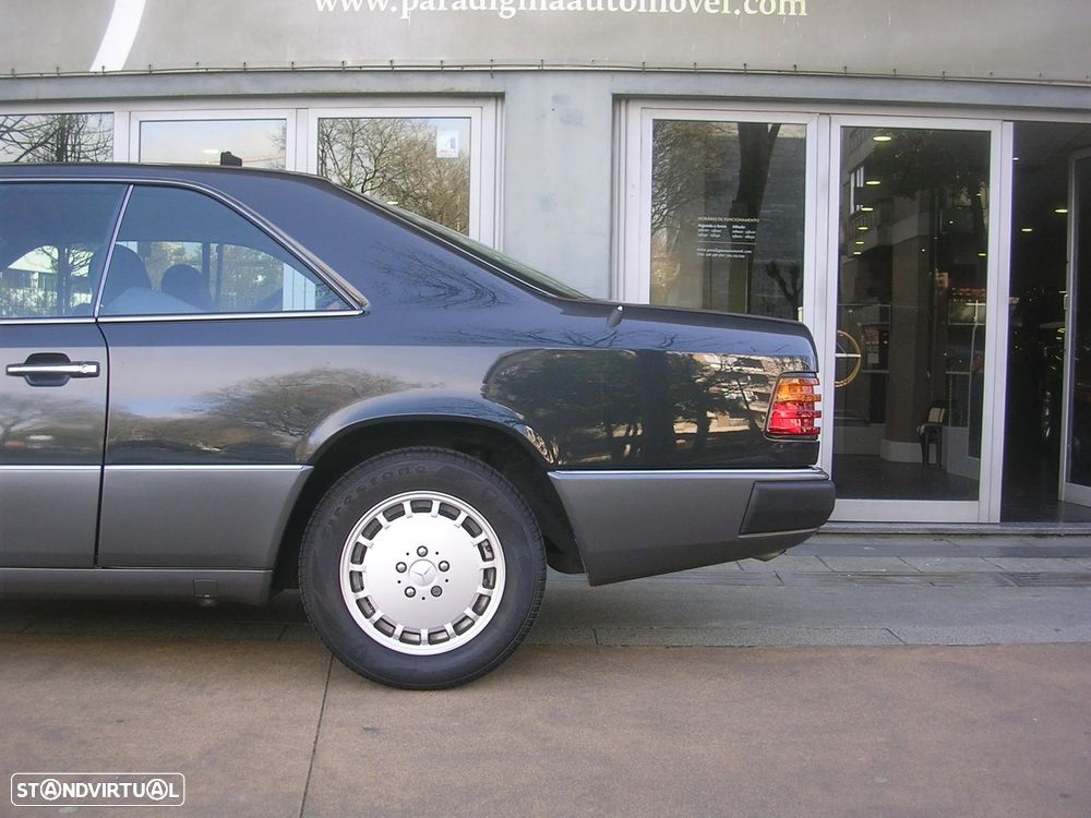Mercedes-Benz W124 (1984-1997) 200 CE - 10