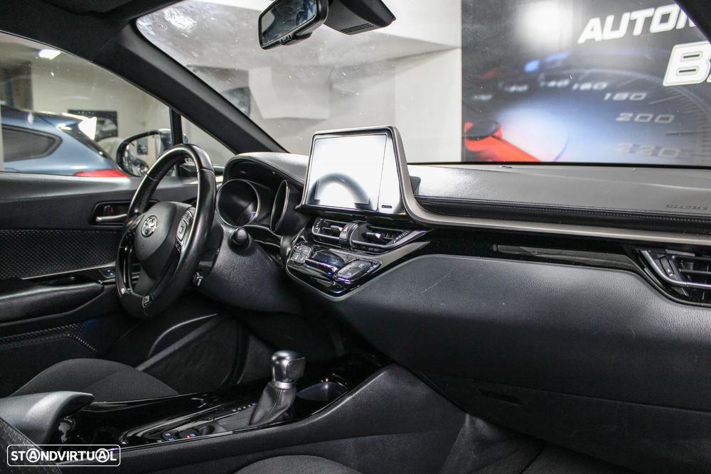 Toyota C-HR 1.8 HSD Comfort+P.Style - 27