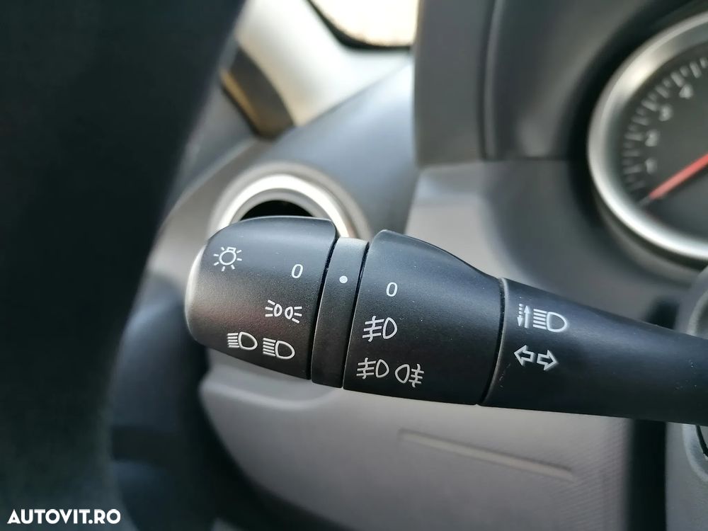 Dacia Duster 1.5 dCi 4x4 Laureate - 26