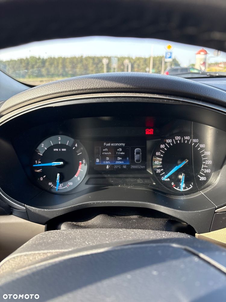 Ford Mondeo 1.6 TDCi Titanium - 10