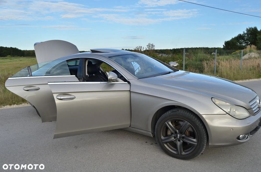 Mercedes-Benz CLS - 4