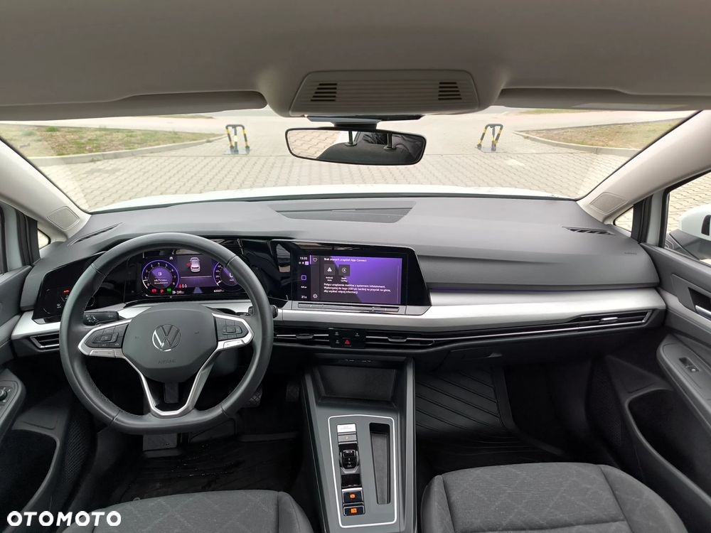 Volkswagen Golf 1.5 eTSI Life DSG - 10