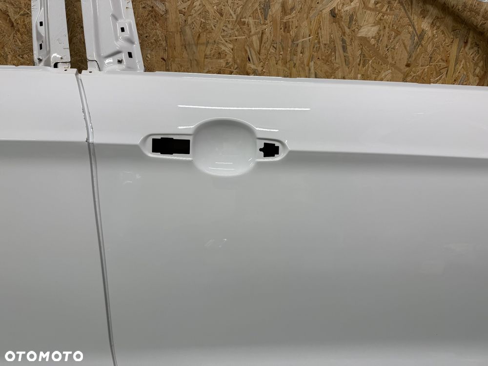 DRZWI PRAWE PRZÓD PRAWE TYŁ PRZEDNIE PRAWE TYLNE PRAWE STRONA FORD KUGA MK2 BIAŁE - 21