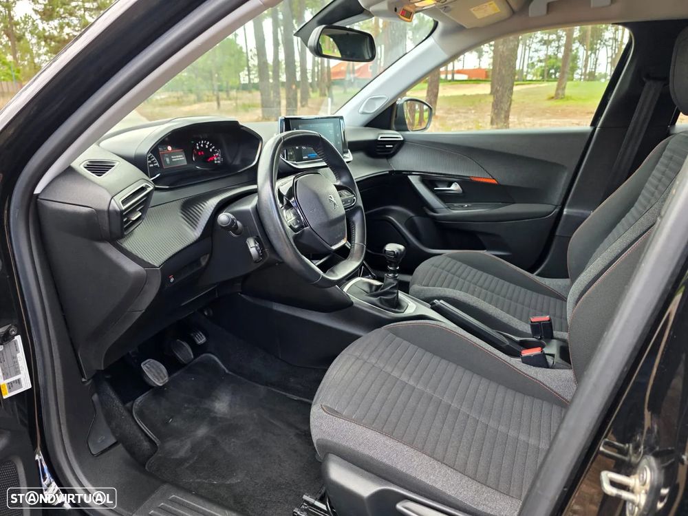 Peugeot 2008 PureTech 100 Active - 8