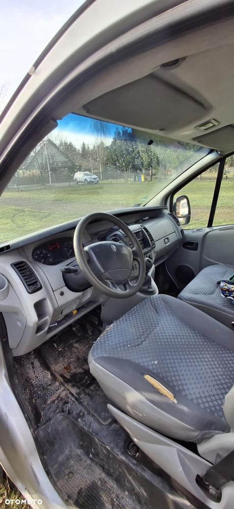 Renault Trafic - 2