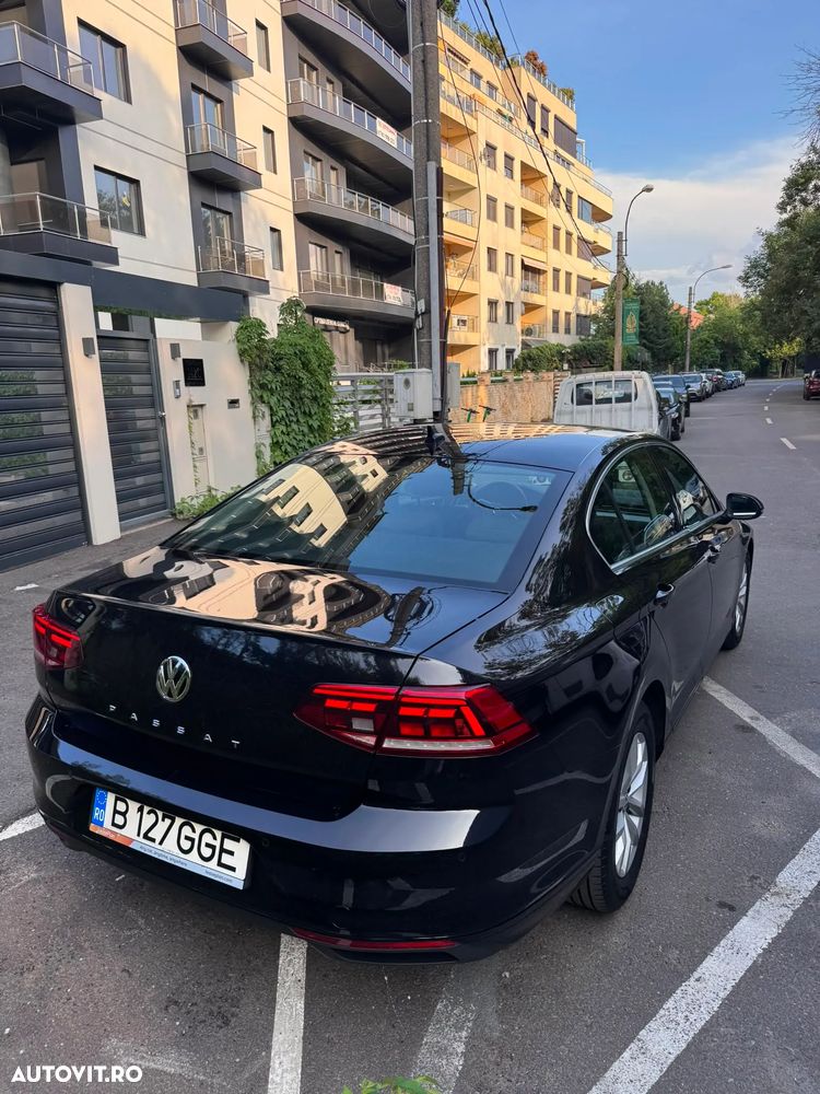 Volkswagen Passat 2.0 TDI SCR DSG Business - 5