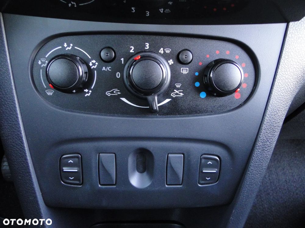 Dacia Sandero Stepway TCe 90 (S&S) Essential - 23