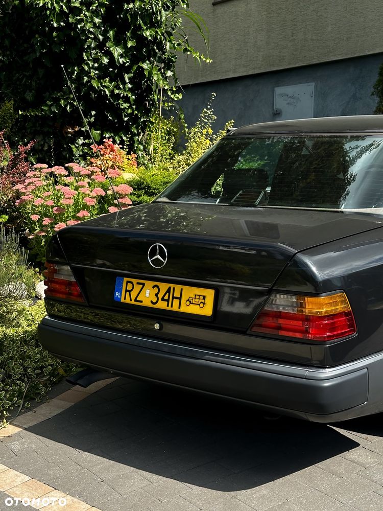 Mercedes-Benz Klasa E - 4