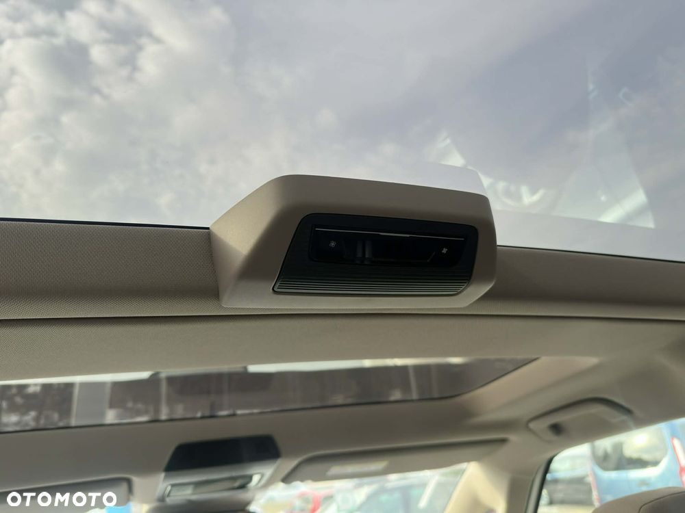 Volkswagen Multivan 2.0 TDI L2 Edition DSG - 23