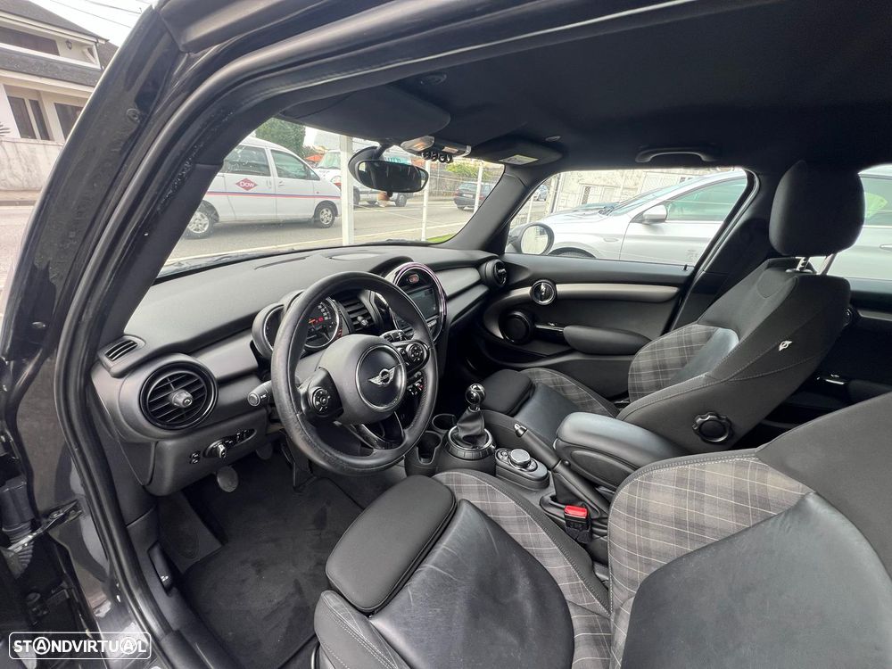 MINI 5 Portas Cooper D - 7