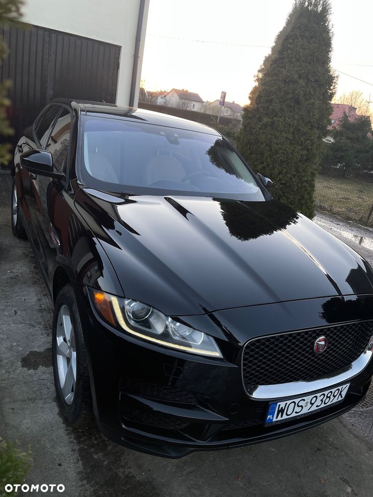 Jaguar F-Pace 35t AWD Prestige - 18
