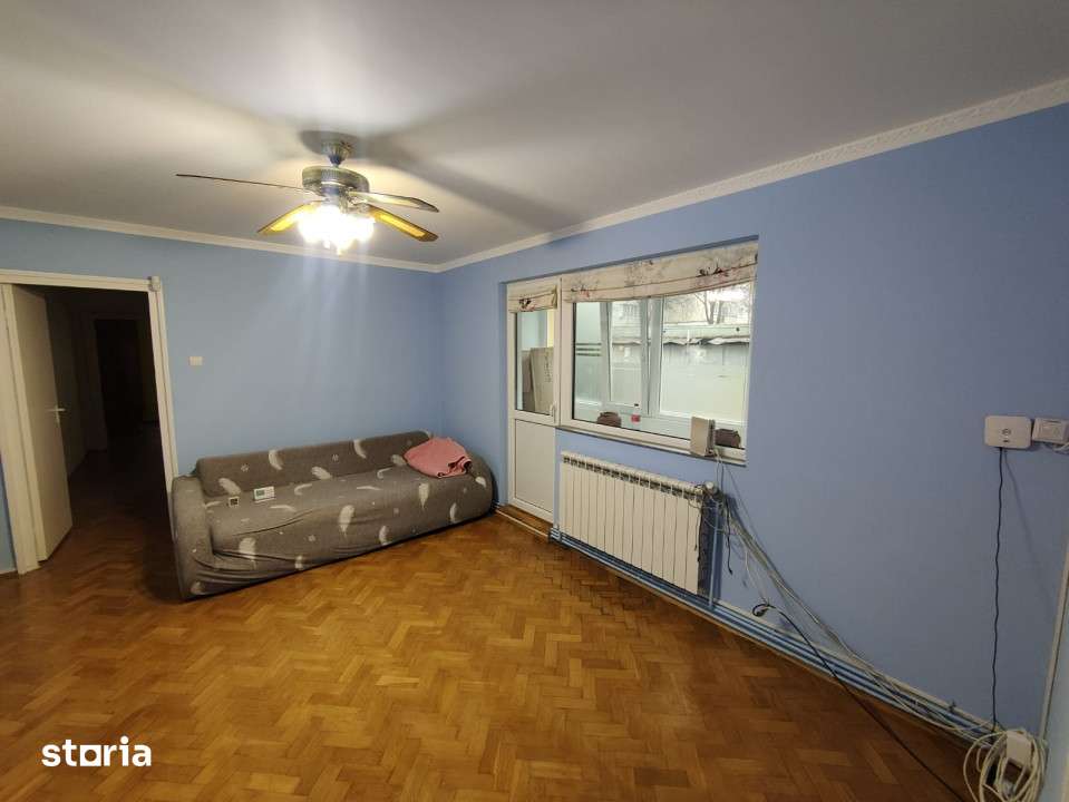 Apartament 3 camere, 69 mp, garaj, pivnita, Manastur, zona Piata Flora — fotografia 1