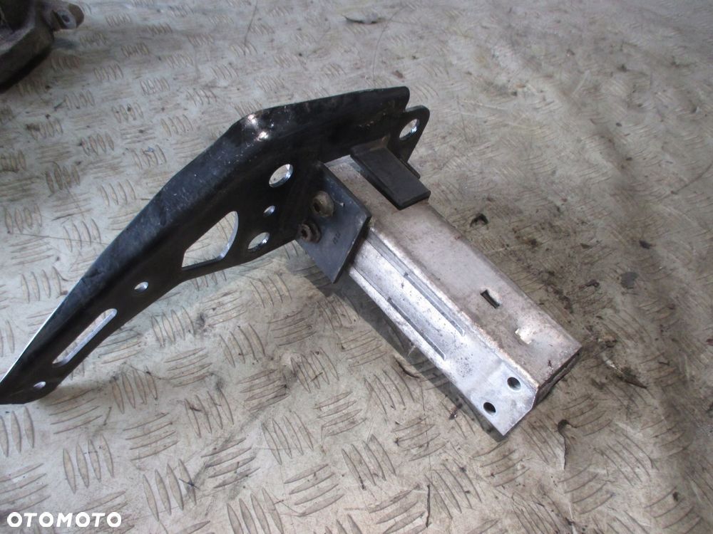 STERFA ZGNIOTU ODBÓJ ZDERZAKA PRZÓD PRAWY ABSORBER AUDI A6 C6 4F0807134 - 1