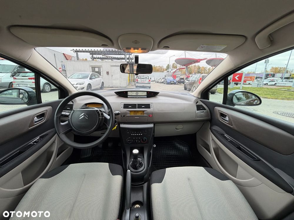 Citroen C4 2006 photo 4