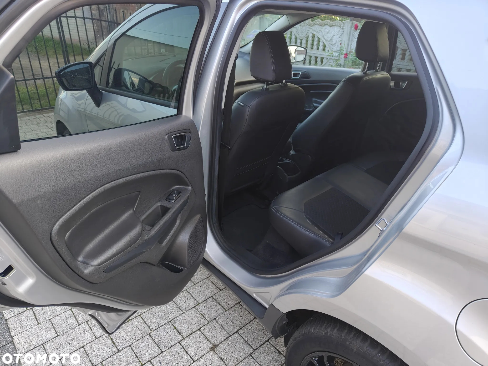 Ford EcoSport 1.0 EcoBoost TITANIUM - 10