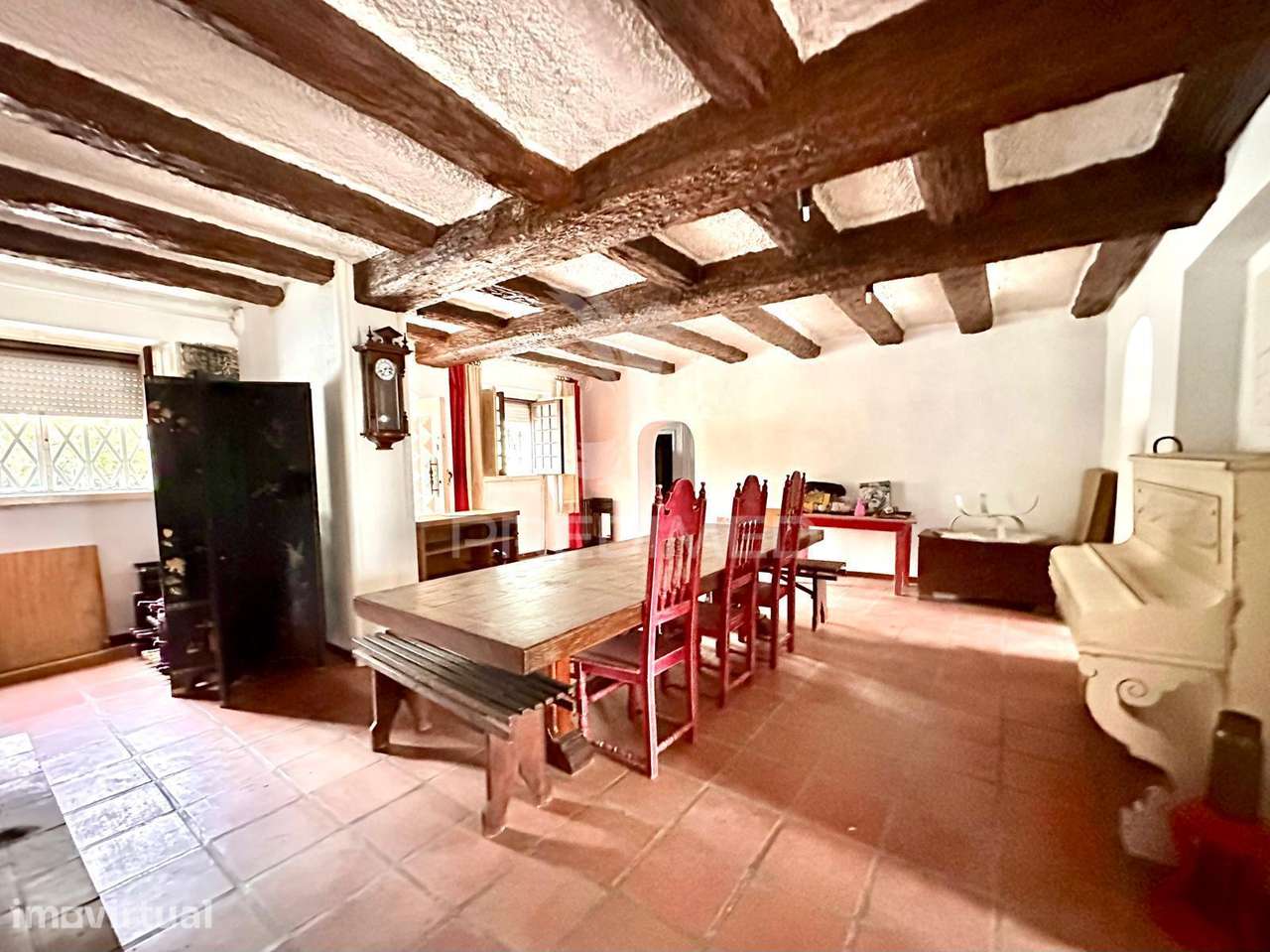 Moradia Histórica para recuperar, com piscina interior e  vista par... - Grande imagem: 5/40