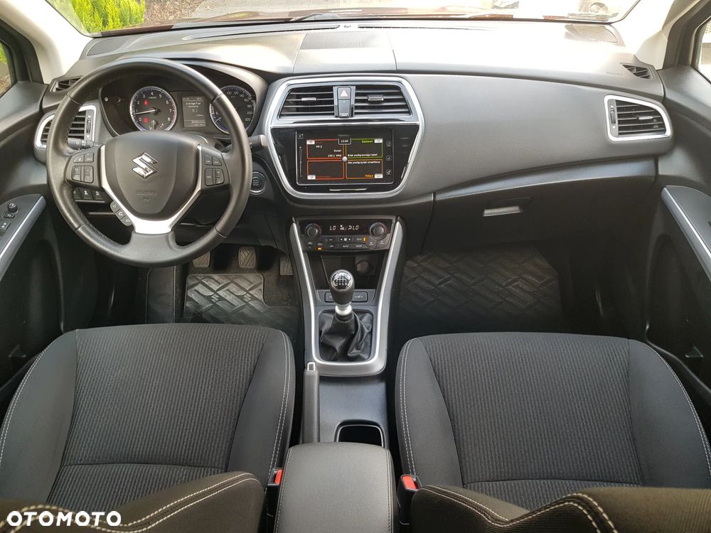 Suzuki SX4 S-Cross 1.4 T Premium - 7
