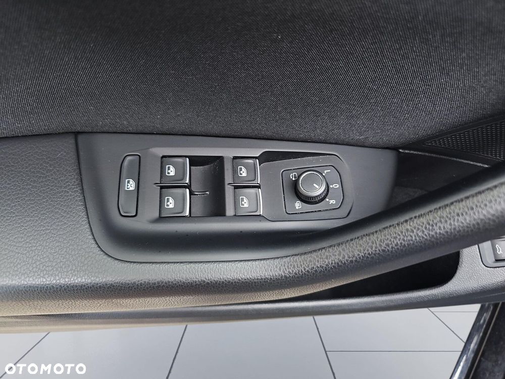 Volkswagen Passat Variant 1.4 TSI Plug-In Hybrid GTE DSG - 19