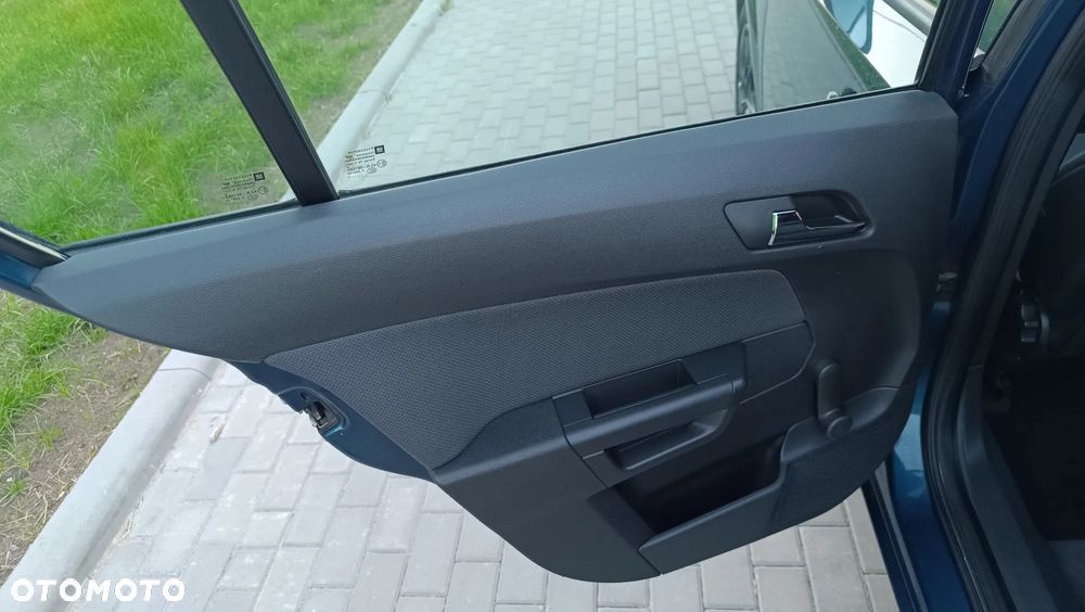Opel Astra 1.4 Easytronic Innovation - 19
