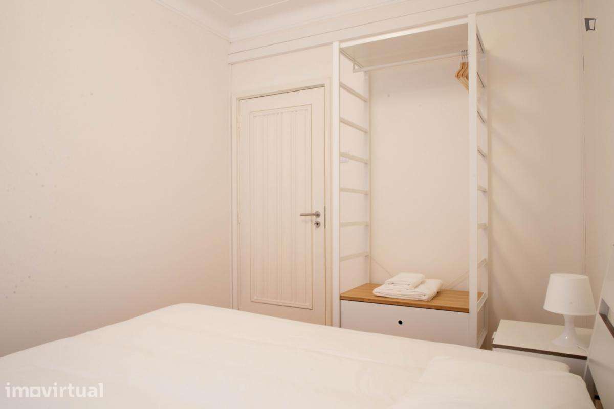 Quarto - localizado em Cedofeita Porto - Grande imagem: 4/30