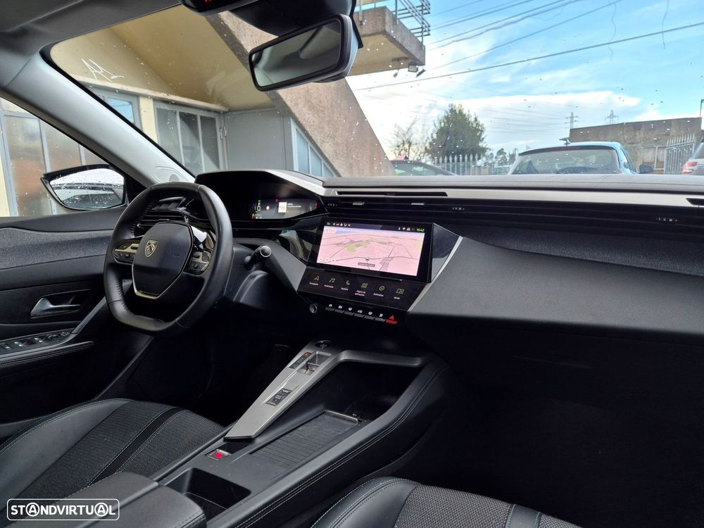 Peugeot 308 SW BlueHDi 130 EAT8 Allure - 17