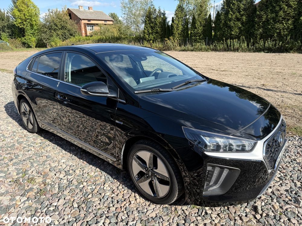 Hyundai IONIQ hybrid Premium - 1