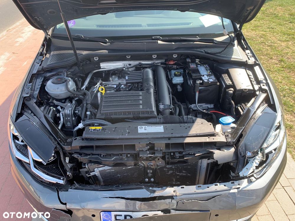 Volkswagen Golf 1.4 TSI BMT Comfortline DSG - 11