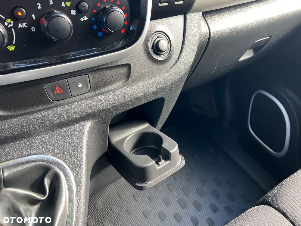 Renault Trafic - 38