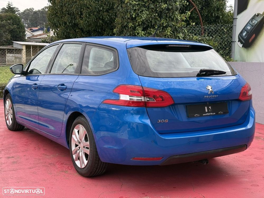 Peugeot 308 SW 1.2 PureTech Style - 4