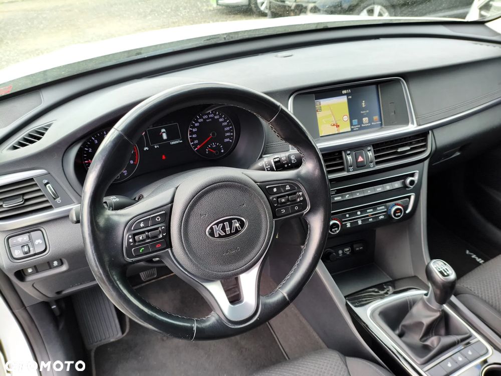 Kia Optima Sportagon 2.0 CVVL Vision - 25
