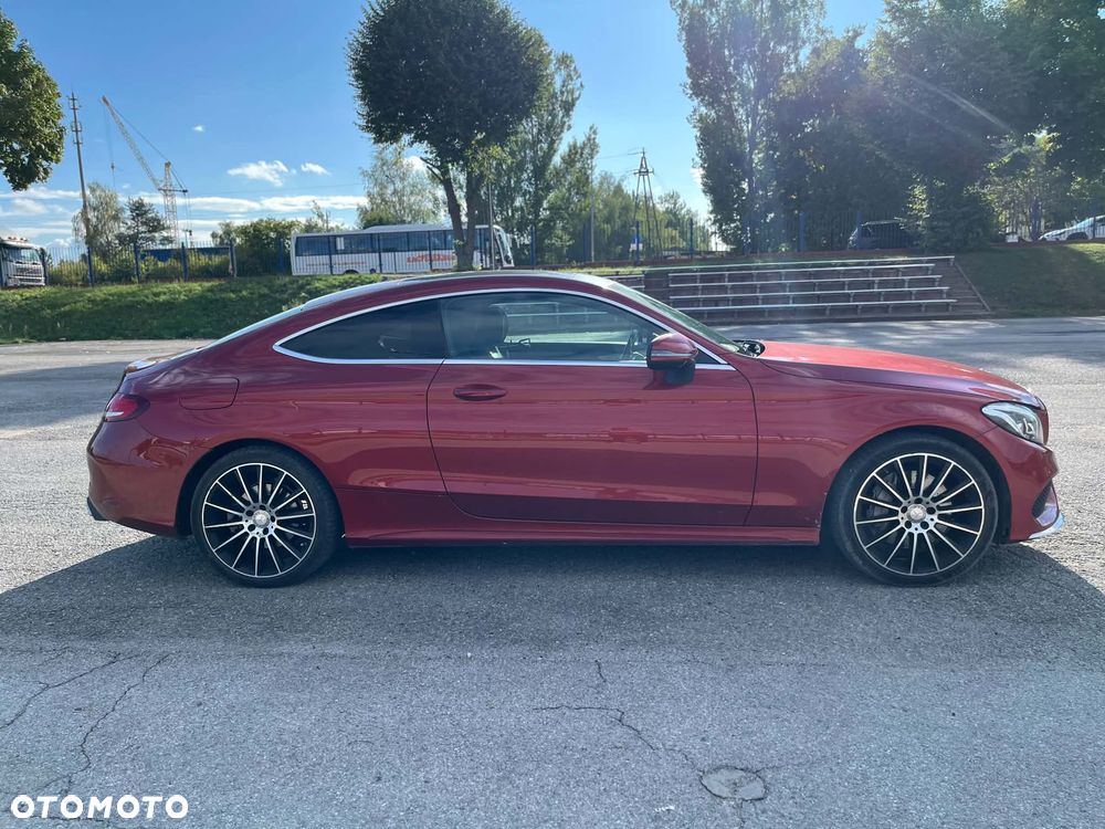Mercedes-Benz Klasa C 300 7G-TRONIC - 3