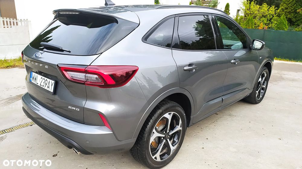 Ford Escape 2.0 EcoBoost AWD Titanium - 14