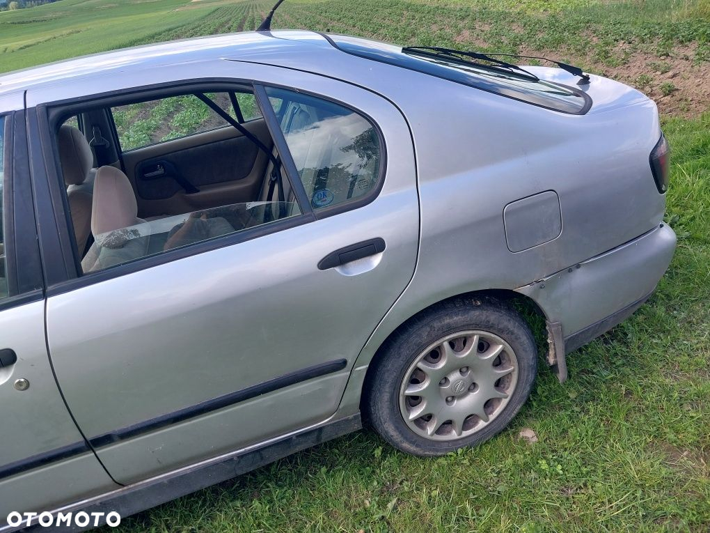 Części nissan Primera p11 1.6 kolor KLO skrzynia zderzak maska drzwi - 3