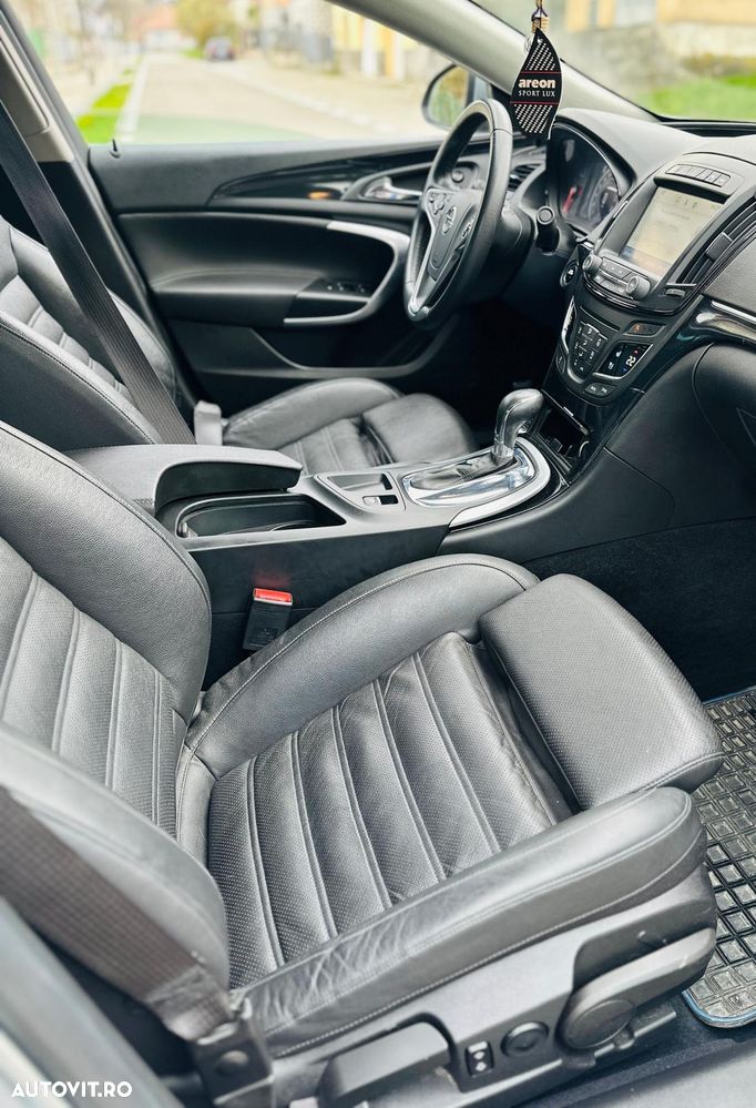 Opel Insignia 2.0 CDTi ECOTEC 4X4 Sport Aut. - 10