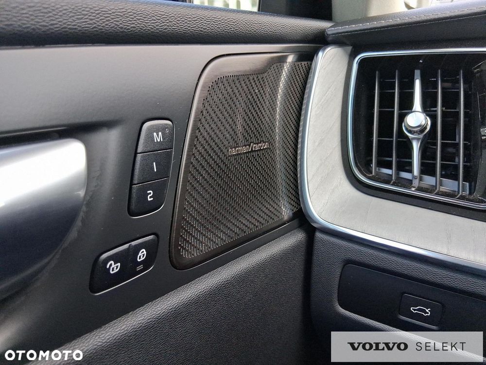 Volvo XC 60 - 28