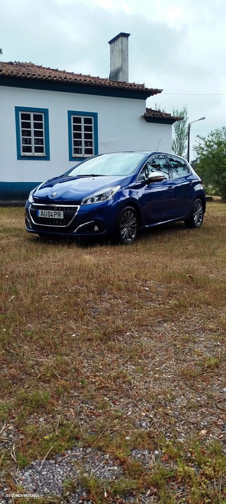Peugeot 208 1.2 PureTech Style - 1