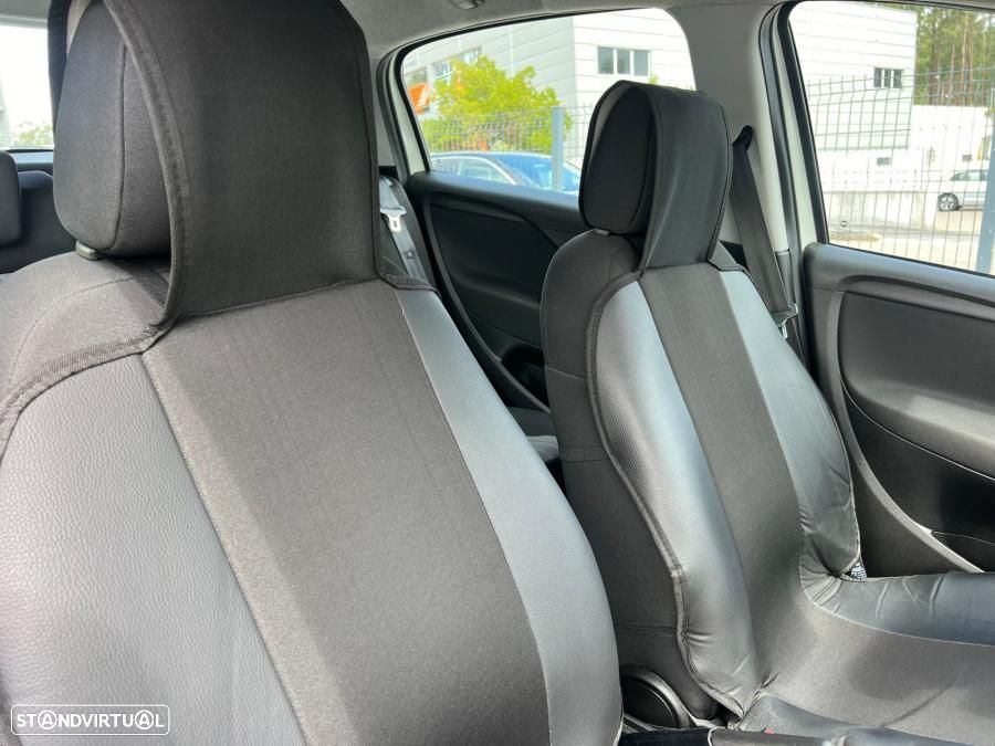 Fiat Punto 1.3 M-Jet Easy S&S - 7